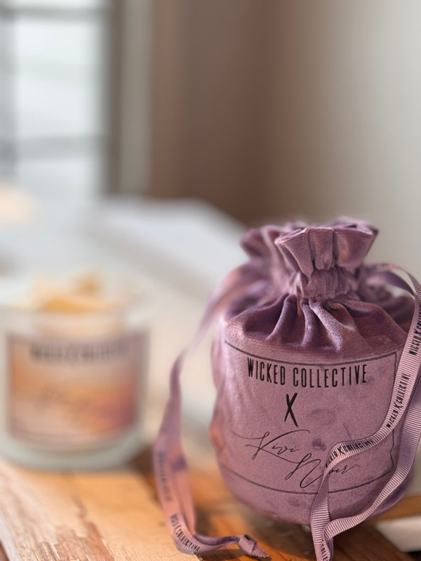 Vivi Noir Holiday Ed